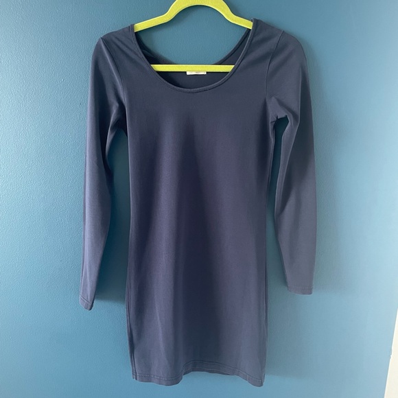 Dresses & Skirts - Navy long sleeve dress